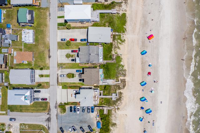 405 N Shore Drive, Surf City, NC 28445
