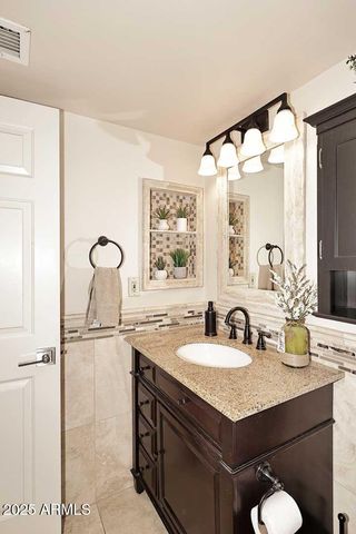 9270 N 100TH Place, Scottsdale, AZ 85258