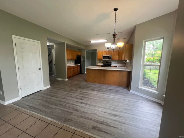 3286 Secretariat Circle, West Lafayette, IN 47906