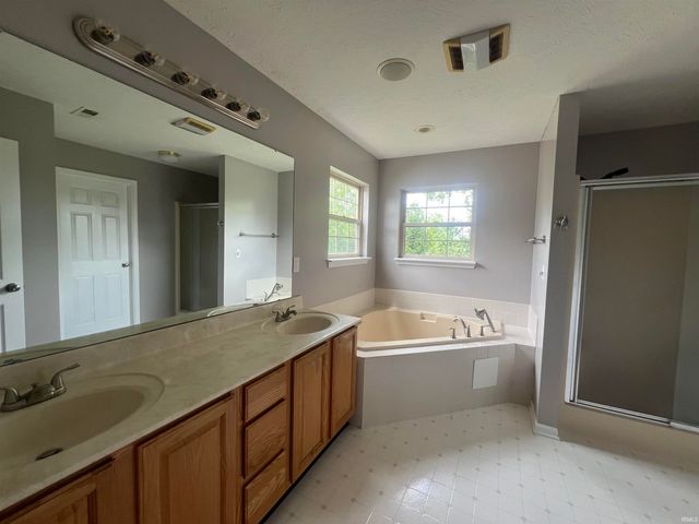 3286 Secretariat Circle, West Lafayette, IN 47906