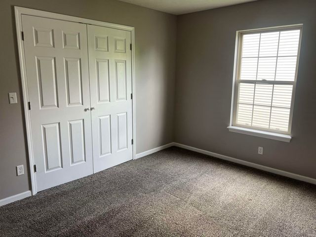 3286 Secretariat Circle, West Lafayette, IN 47906