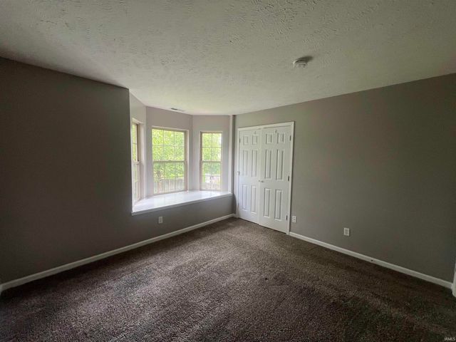 3286 Secretariat Circle, West Lafayette, IN 47906