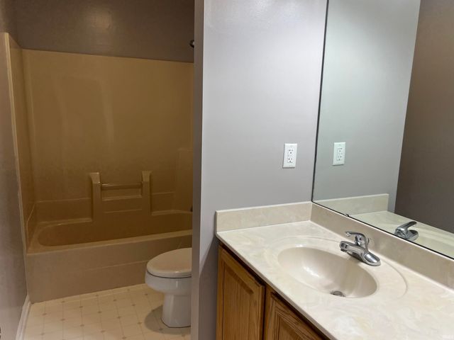 3286 Secretariat Circle, West Lafayette, IN 47906