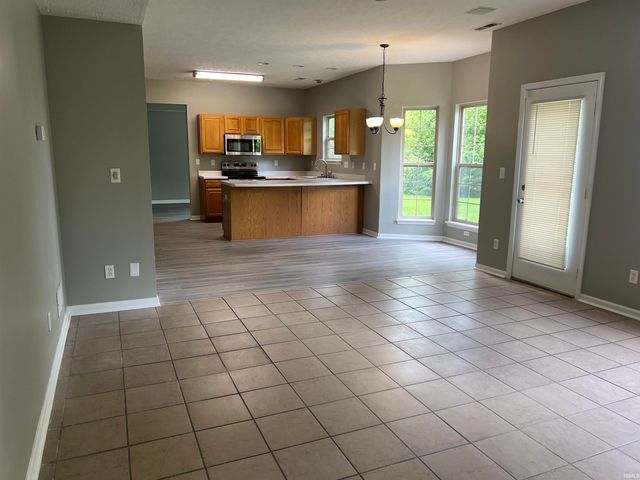 3286 Secretariat Circle, West Lafayette, IN 47906
