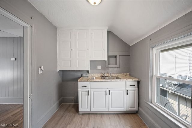 2180 W 83rd Street, Cleveland, OH 44102