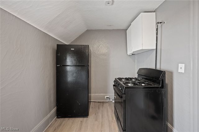 2180 W 83rd Street, Cleveland, OH 44102