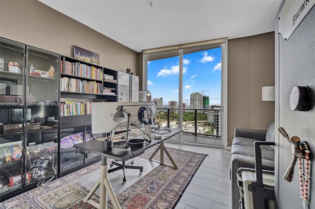 1010 SW 2nd Ave 2201, Miami, FL 33130