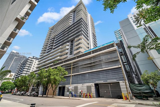 1010 SW 2nd Ave 2201, Miami, FL 33130