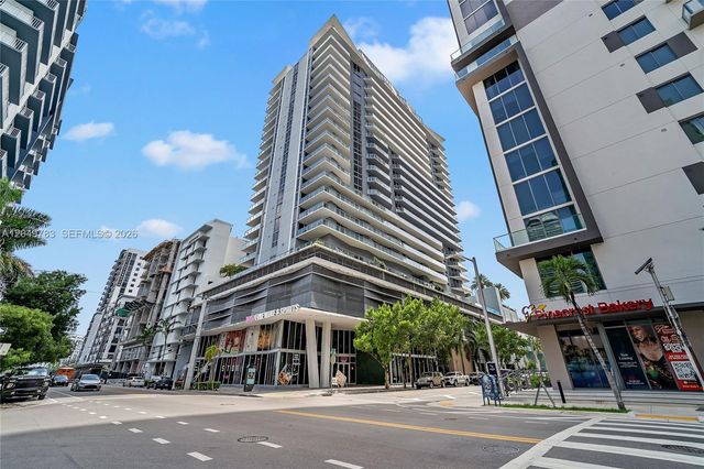 1010 SW 2nd Ave 2201, Miami, FL 33130