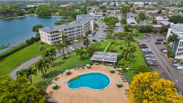 126 Southampton B, West Palm Beach, FL 33417