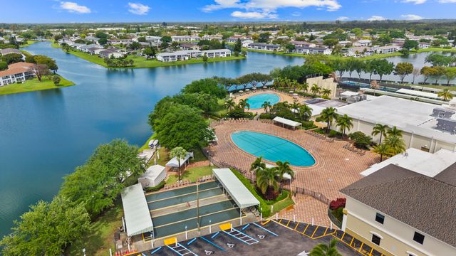 126 Southampton B, West Palm Beach, FL 33417