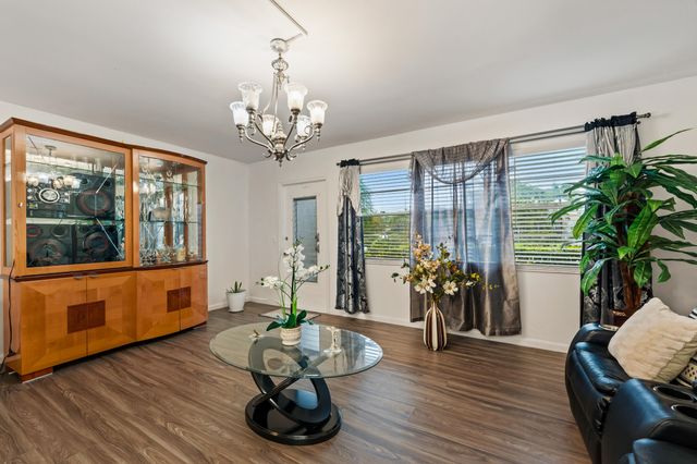 126 Southampton B, West Palm Beach, FL 33417