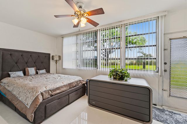 126 Southampton B, West Palm Beach, FL 33417