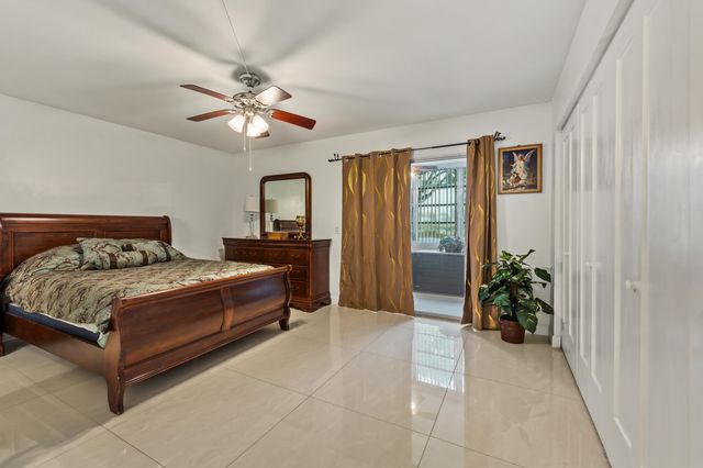 126 Southampton B, West Palm Beach, FL 33417