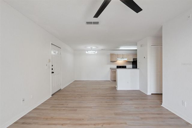 8813 LATREC AVENUE 206, Orlando, FL 32819