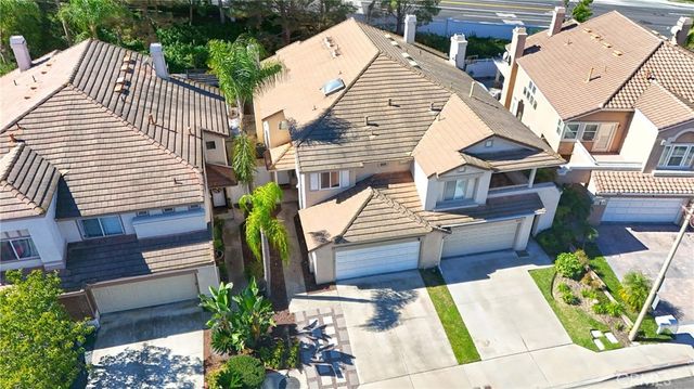 927 S Lone Pine, Anaheim Hills, CA 92808