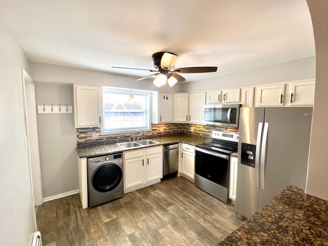 7200 Adams Street 5, Forest Park, IL 60130