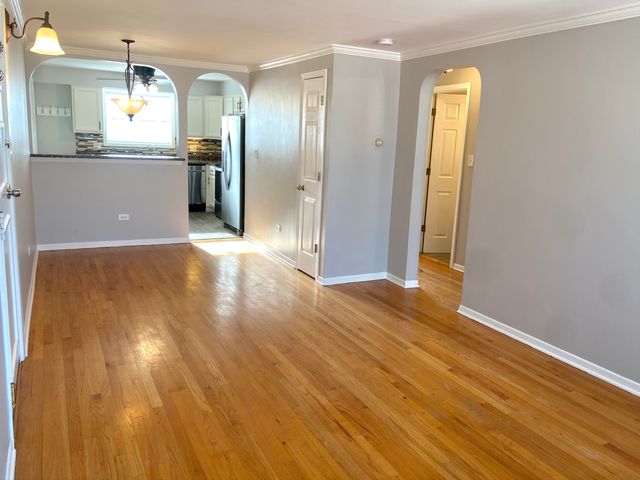 7200 Adams Street 5, Forest Park, IL 60130