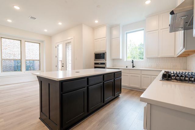 6522 Bramble Cove Lane, Fulshear, TX 77441