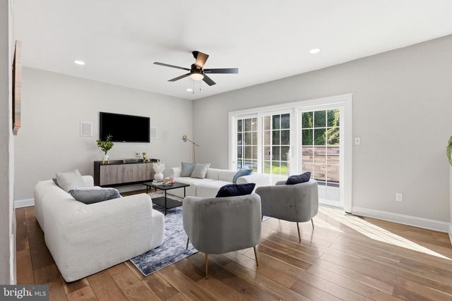 56 OWLS NEST CIR, Bear, DE 19701
