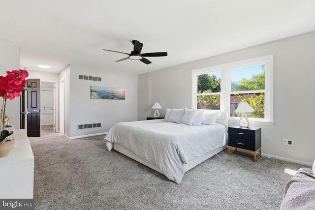 56 OWLS NEST CIR, Bear, DE 19701