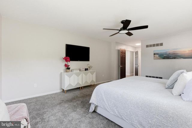 56 OWLS NEST CIR, Bear, DE 19701