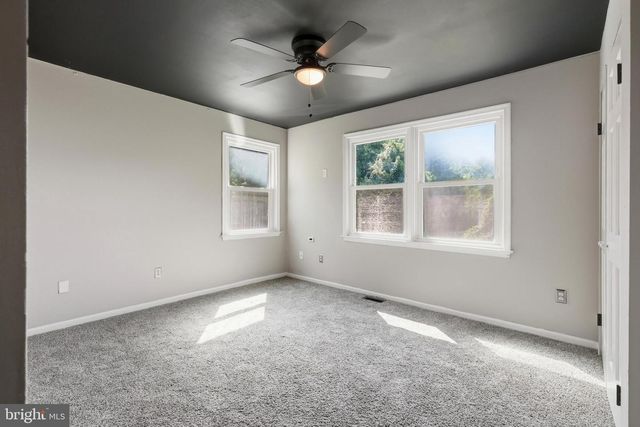 56 OWLS NEST CIR, Bear, DE 19701