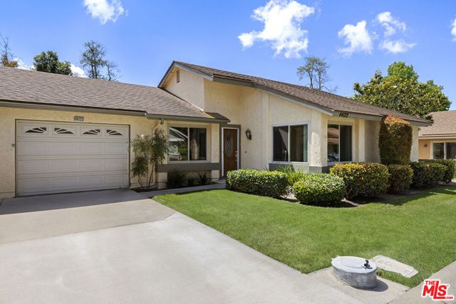 44122 Village 44, Camarillo, CA 93012