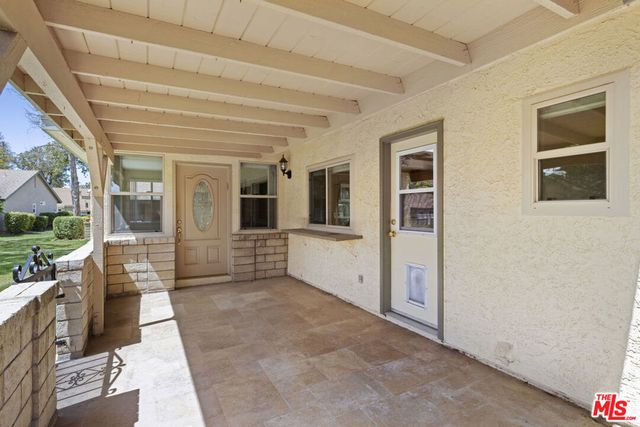 44122 Village 44, Camarillo, CA 93012