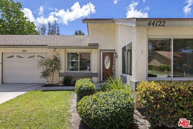 44122 Village 44, Camarillo, CA 93012