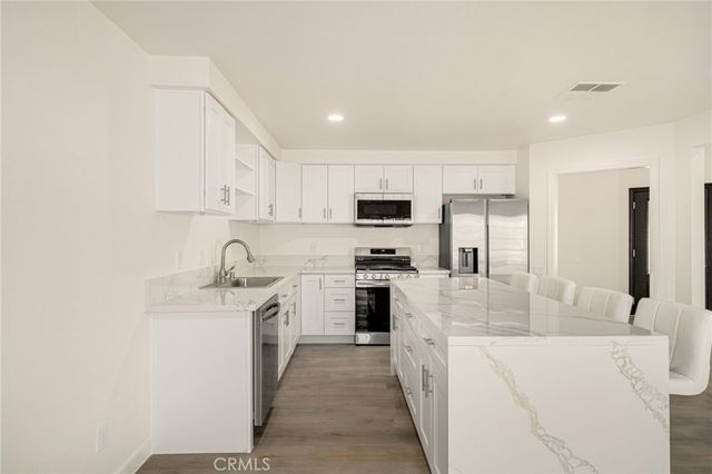 3874 Ravenswood, Yorba Linda, CA 92886