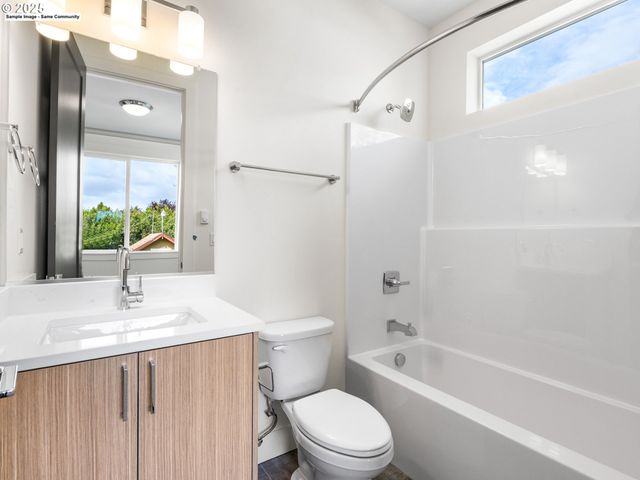 5185 Se 28th Ave 9, Portland, OR 97202
