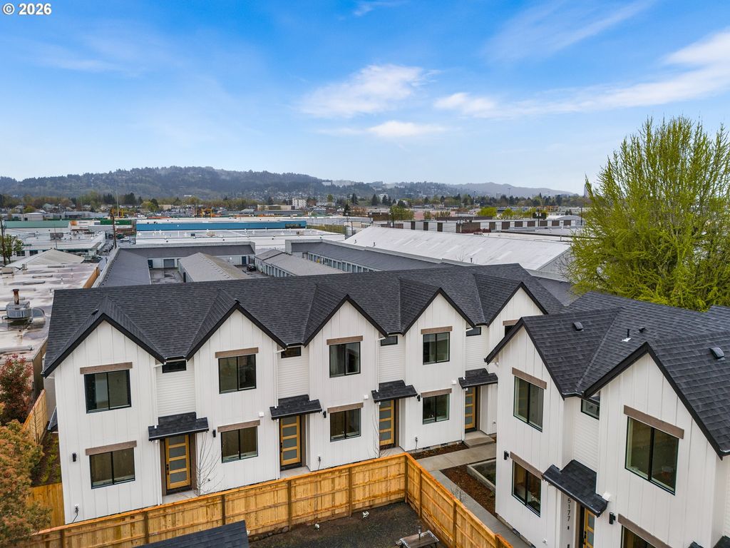 5185 Se 28th Ave 9, Portland, OR 97202