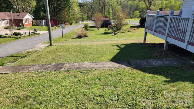 431 Ashworth Circle, Marion, NC 28752