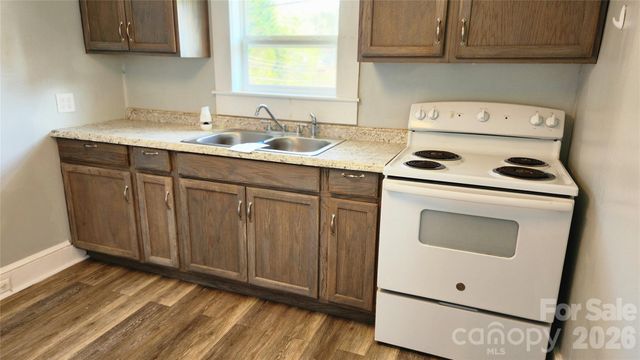 431 Ashworth Circle, Marion, NC 28752
