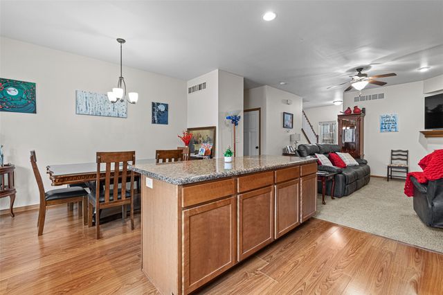 922 Ryan Court, Iowa City, IA 52246