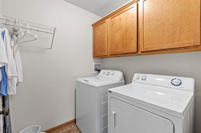 922 Ryan Court, Iowa City, IA 52246