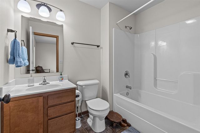 922 Ryan Court, Iowa City, IA 52246