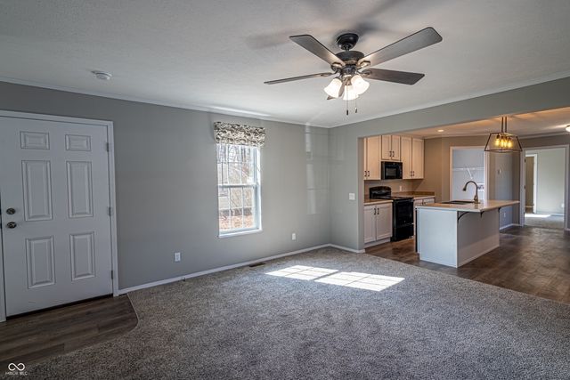 155 Lazy River Road, Cloverdale, IN 46120
