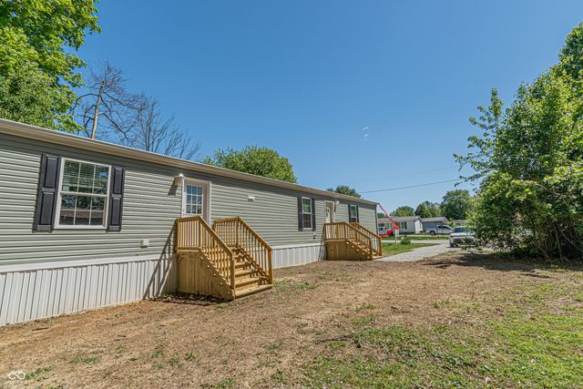 155 Lazy River Road, Cloverdale, IN 46120