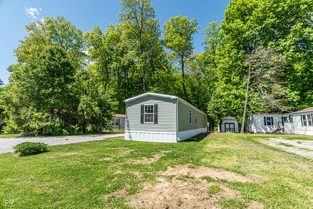155 Lazy River Road, Cloverdale, IN 46120