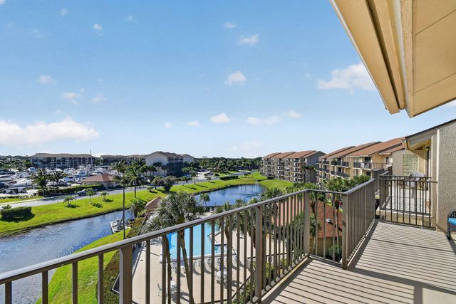 701 Seafarer Circle 504, Jupiter, FL 33477