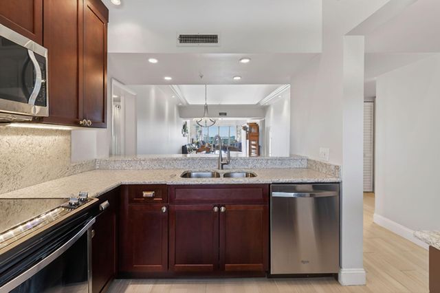 701 Seafarer Circle 504, Jupiter, FL 33477