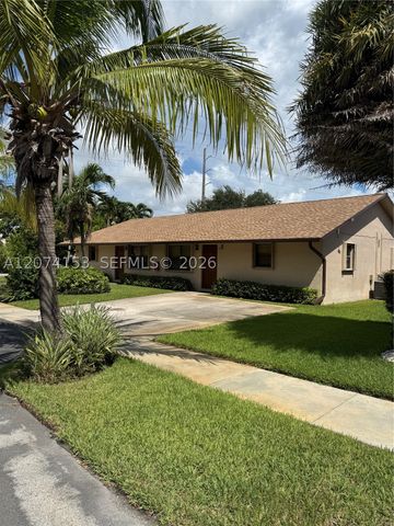 278 SW 7th St 1, Dania Beach, FL 33004