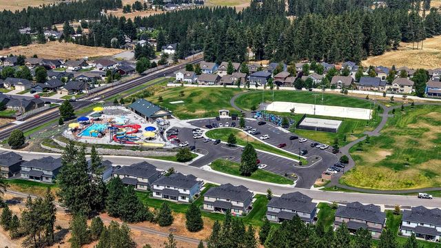 806 E Canterbury Ln, Colbert, WA 99005