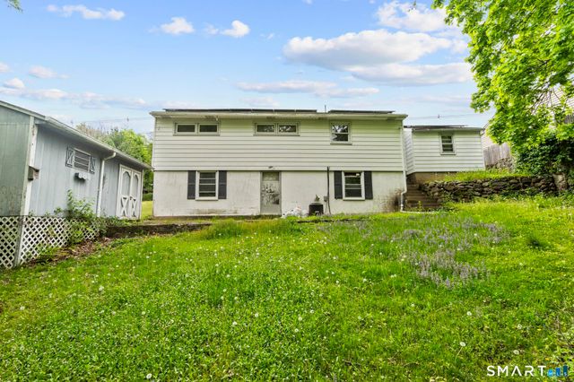 322 Pearl Lake Road, Waterbury, CT 06706