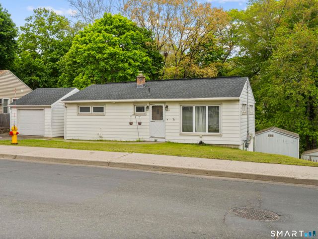 322 Pearl Lake Road, Waterbury, CT 06706
