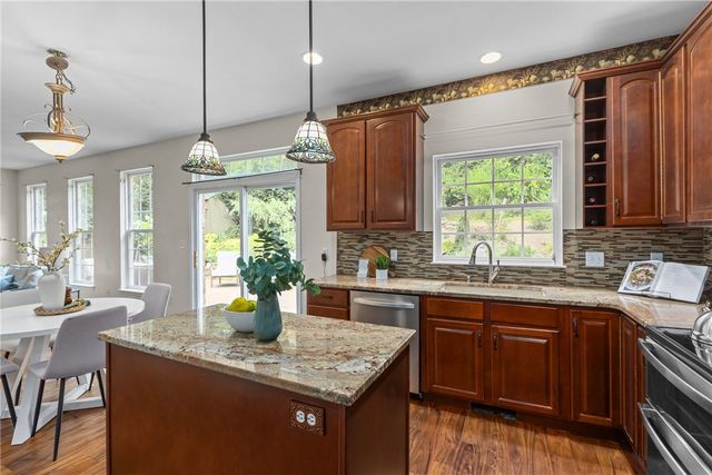 543 Shrader St, Springdale Twp, PA 15144