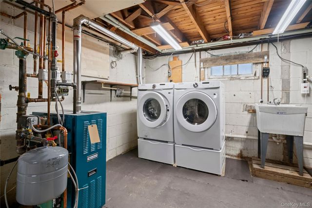 1235 11th Street, West Babylon, NY 11704