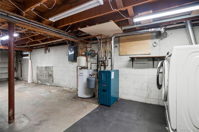 1235 11th Street, West Babylon, NY 11704
